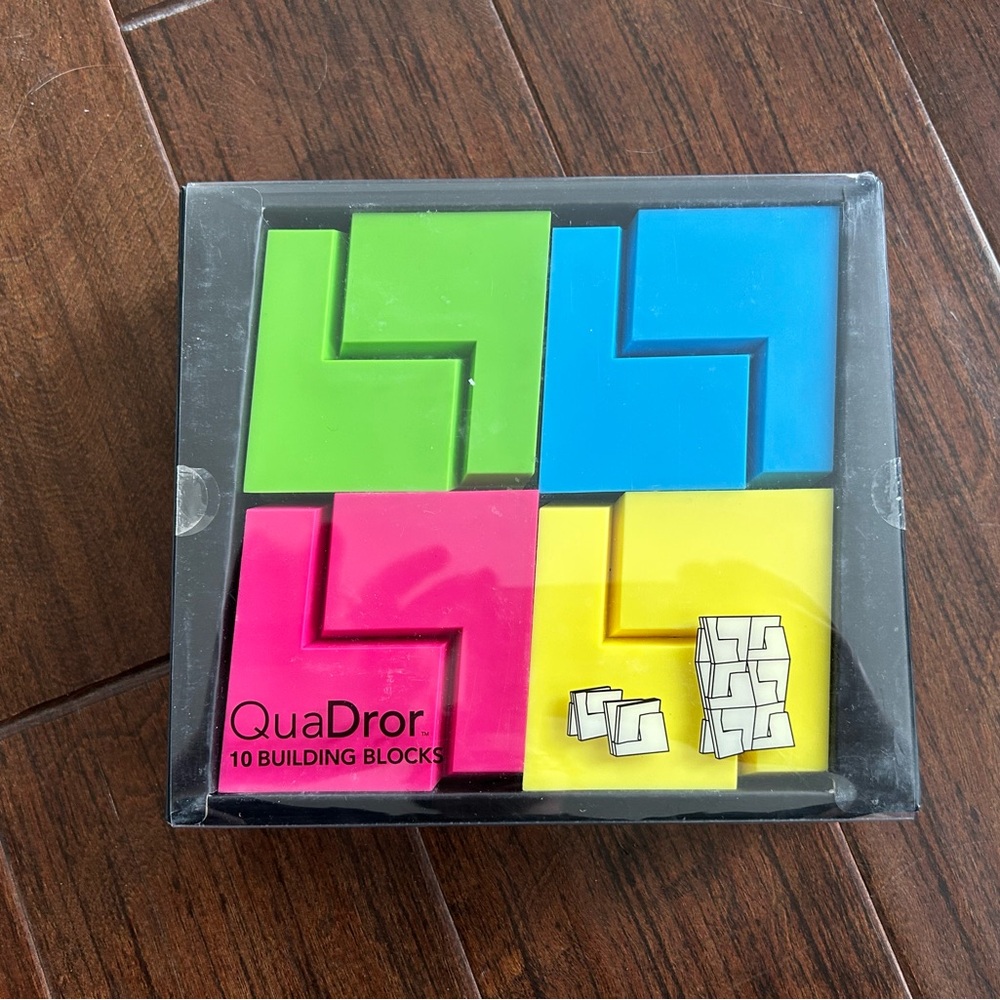 QuaDror Large Geometric Building Blocks By Architect Dror Benshetrit 
10 Blocks